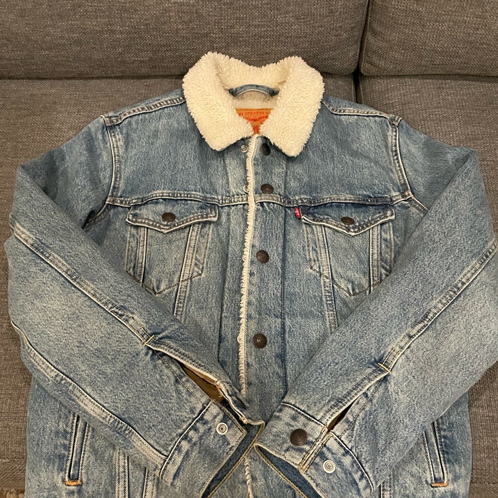 Levi Sherpa jacket men’s small